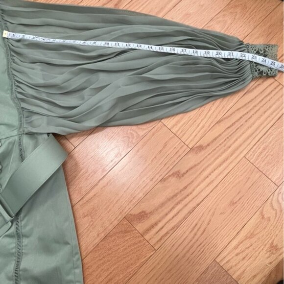 ASOS esign ini ress ith leated leeve nd uipure ace rim - Picture 13 of 14